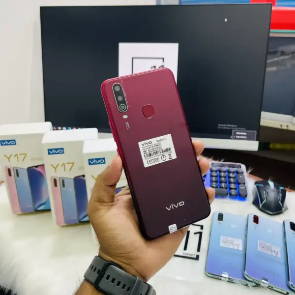 Vivo Y17 - 7400 টাকা